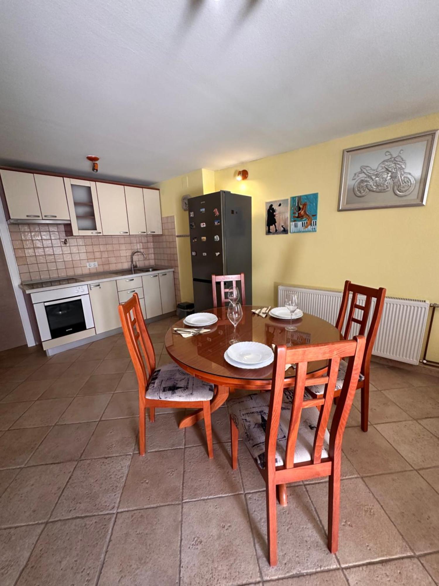 Apartman Lana Kaštela Exteriör bild